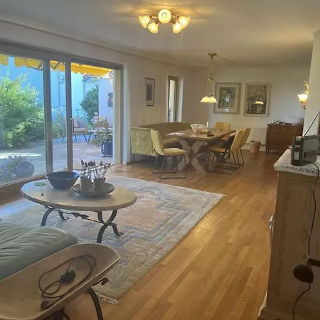 Zur Schoenen Aussicht Holiday home